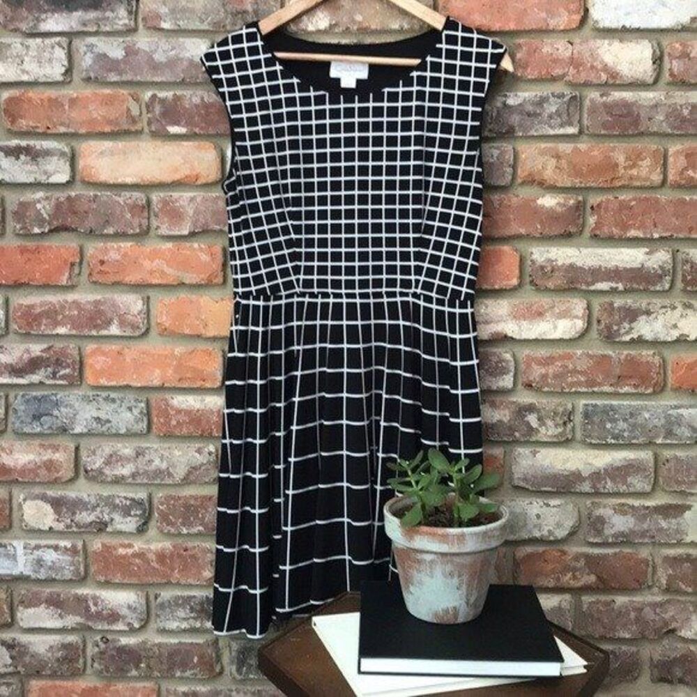 Jessica Simpson Medium 6 Black White Windowpane Fit & Flare Dress Spring Summer